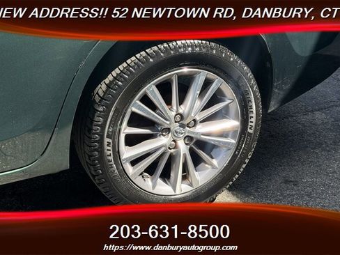 Used 2014 Toyota Corolla LE Premium w/ Driver Convenience Package FWD image 9