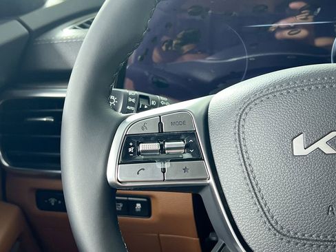 Used 2025 Kia Telluride SX Prestige X-Line image 17