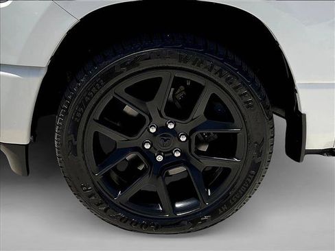 Used 2023 RAM 1500 Laramie AWD/4WD image 10