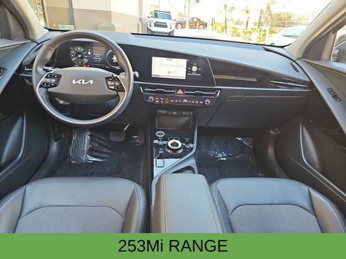Used 2023 Kia Niro Wind FWD image 14