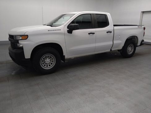 Used 2021 Chevrolet Silverado 1500 W/T w/ WT Value Package AWD/4WD image 2