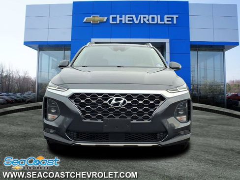 Used 2020 Hyundai Santa Fe SEL w/ Convenience + Premium Package image 2