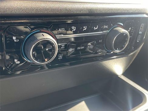 New 2026 Chevrolet Silverado 1500 LT image 15