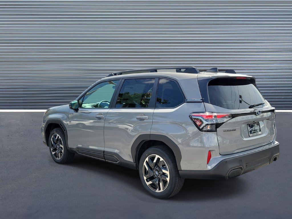 New 2026 Subaru Forester Touring AWD/4WD image 4
