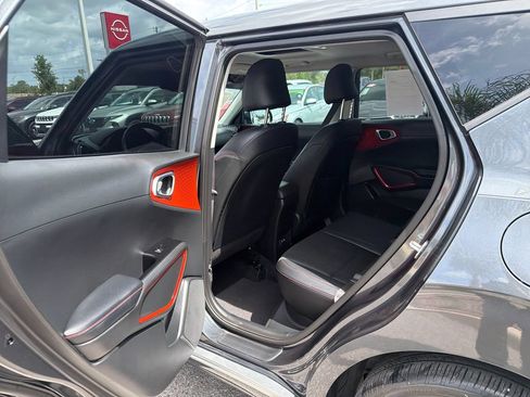 Used 2023 Kia Soul GT-Line FWD image 17