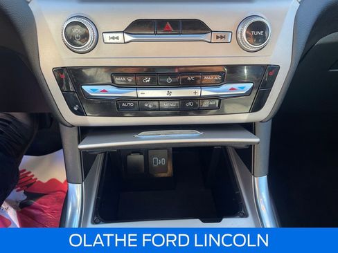 Used 2023 Ford Explorer XLT w/ Equipment Group 202A image 16