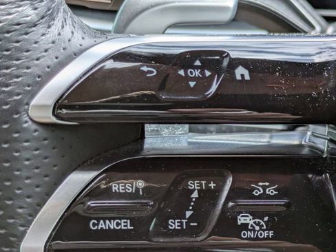 Used 2024 Mercedes-Benz GLS 63 AMG 4MATIC image 25