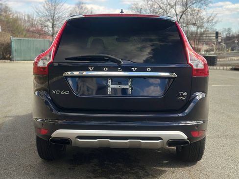 Used 2017 Volvo XC60 T6 Dynamic w/ Preferred Option Package AWD/4WD image 7