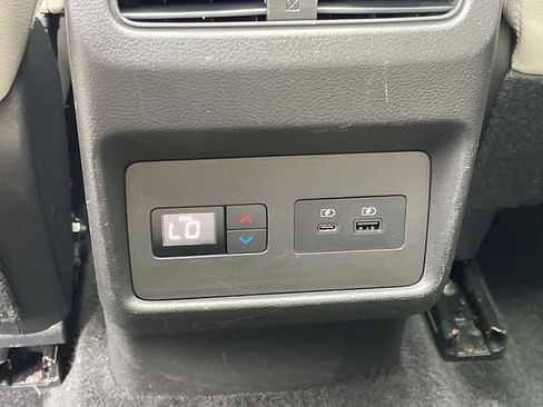 Certified 2023 Nissan Rogue SL w/ SL Premium Package FWD image 17