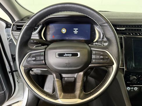 Certified 2021 Jeep Grand Cherokee L Limited image 19