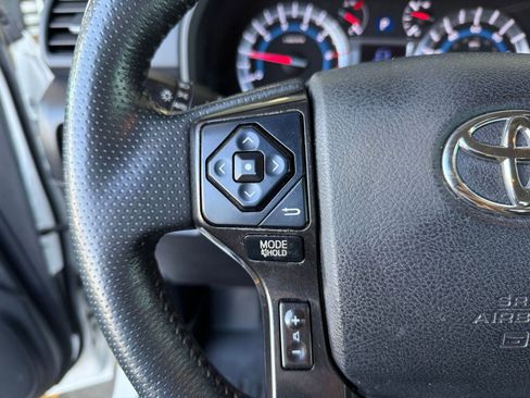 Used 2015 Toyota 4Runner TRD Pro image 18