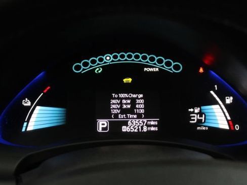Used 2015 Nissan Leaf S w/ Charge Package FWD image 17