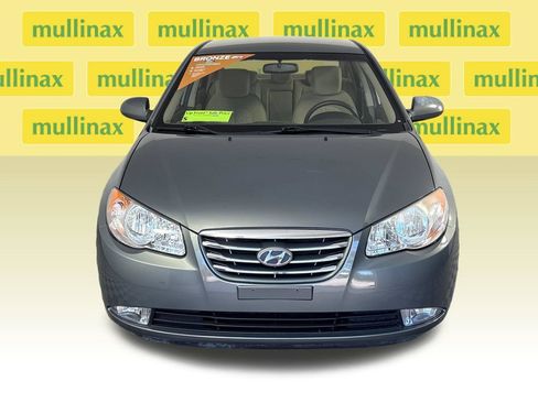 Used 2010 Hyundai Elantra GLS FWD image 11