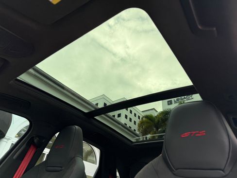 Used 2025 Porsche Cayenne GTS image 44