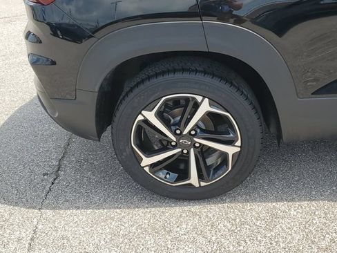 Used 2022 Chevrolet TrailBlazer RS FWD image 5