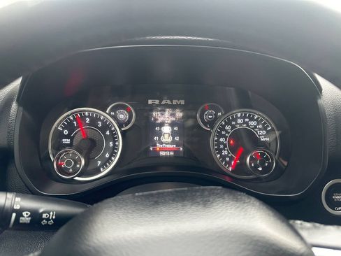Used 2020 RAM 1500 Big Horn AWD/4WD image 30
