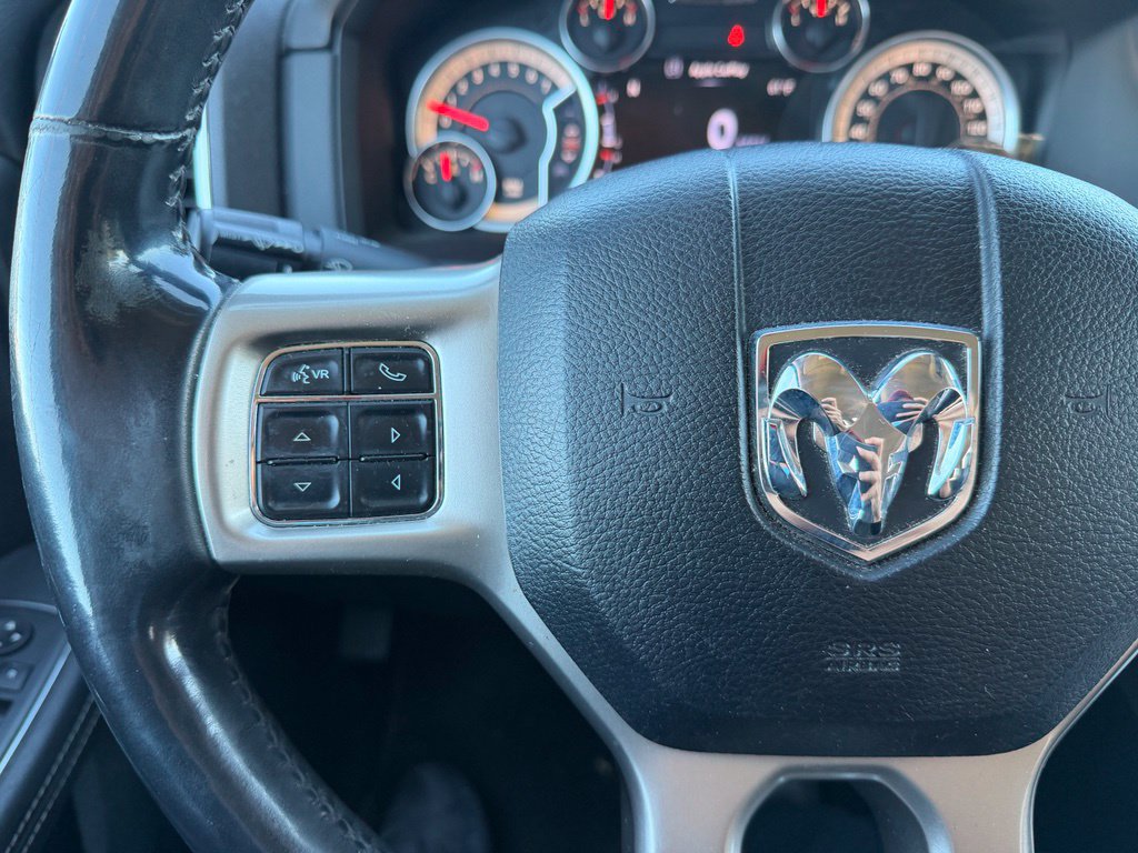 Used 2017 RAM 1500 Laramie AWD/4WD image 19