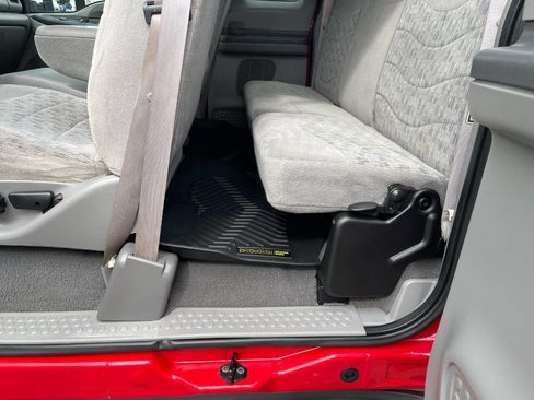 Used 2000 Ford F250 XLT image 62