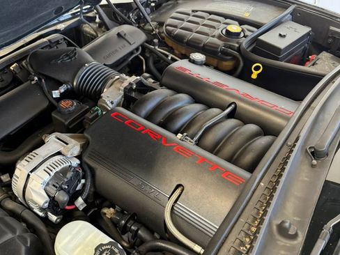 Used 1999 Chevrolet Corvette Coupe w/ Memory Pkg RWD image 27