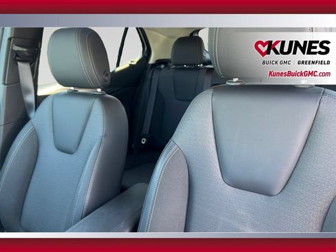 Used 2024 Buick Encore GX Preferred w/ Comfort Package AWD/4WD image 15