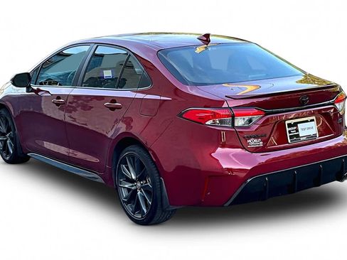 Certified 2025 Toyota Corolla SE FWD image 12
