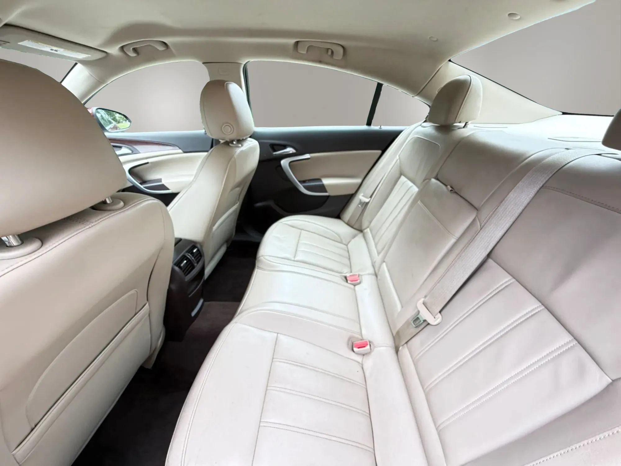 Used 2016 Buick Regal FWD image 15