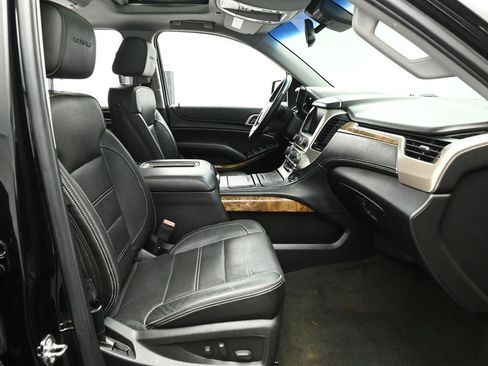 Used 2015 GMC Yukon Denali w/ Premium Package image 26