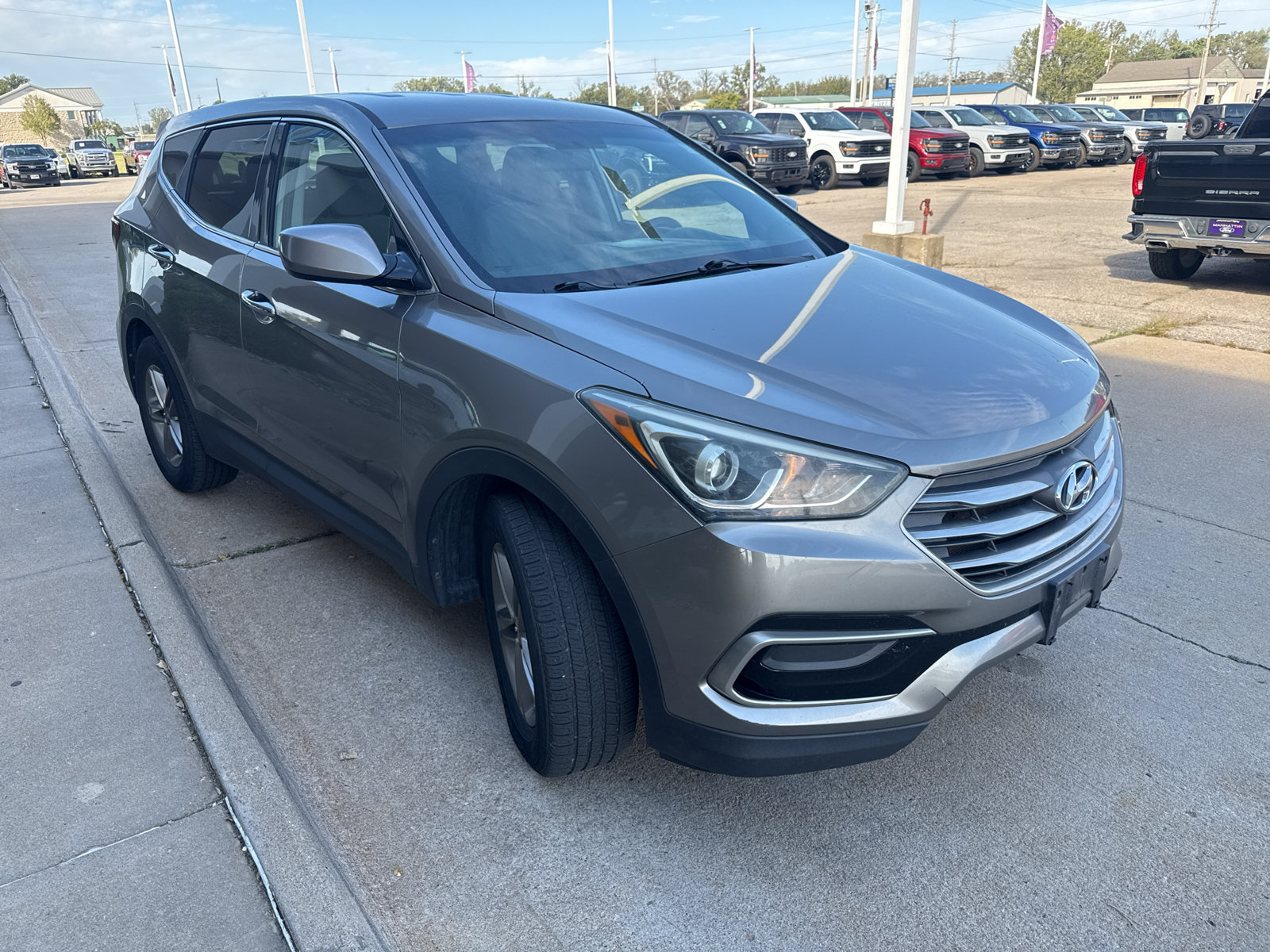 Used 2017 Hyundai Santa Fe Sport AWD/4WD image 3