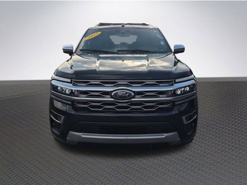 Used 2023 Ford Expedition Max Platinum image 3