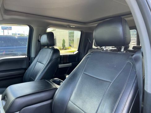 Used 2015 Ford F150 Lariat w/ Equipment Group 502A Luxury AWD/4WD image 6