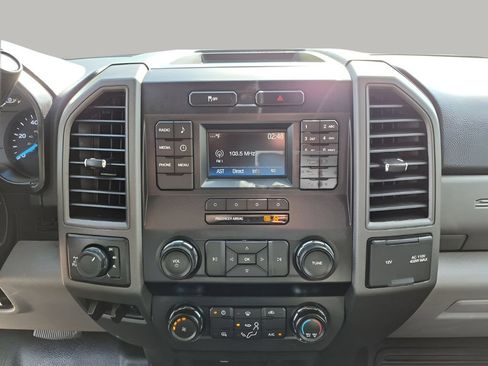 Used 2019 Ford F250 XL w/ Power Equipment Group AWD/4WD image 38