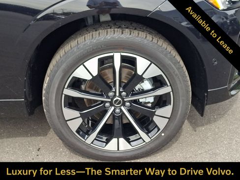 Certified 2026 Volvo XC60 B5 Plus w/ Protection Package Premier AWD/4WD image 9