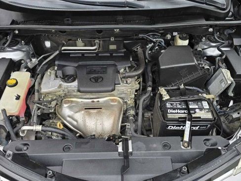 Used 2016 Toyota RAV4 LE AWD/4WD image 34