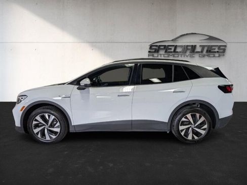 Used 2023 Volkswagen ID.4 Pro image 4