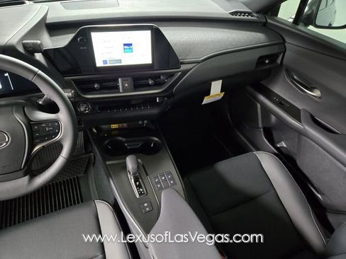 New 2025 Lexus UX 300h AWD image 15