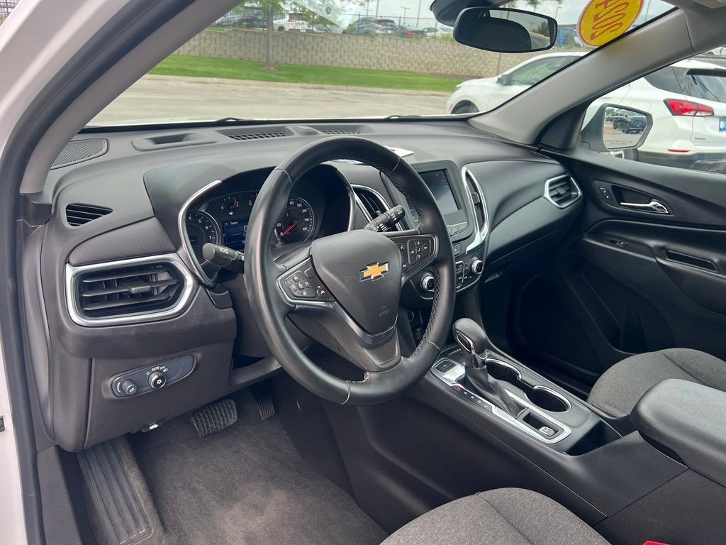 Used 2024 Chevrolet Equinox LT AWD/4WD image 18