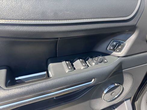 Used 2024 Ford Expedition Max XLT image 29