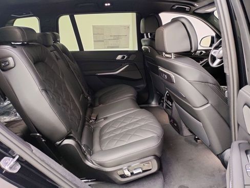 New 2026 BMW X7 xDrive40i w/ M Sport Package image 25