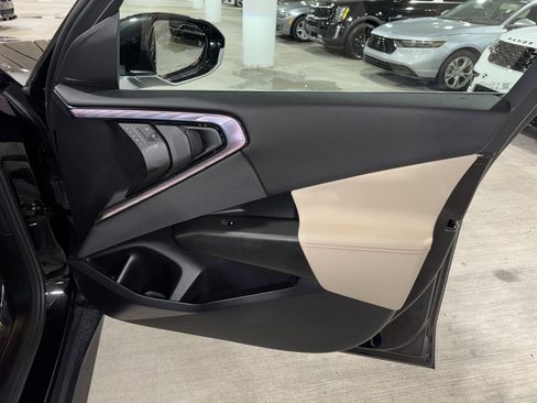 Certified 2025 BMW X3 xDrive30i w/ Premium Package image 9