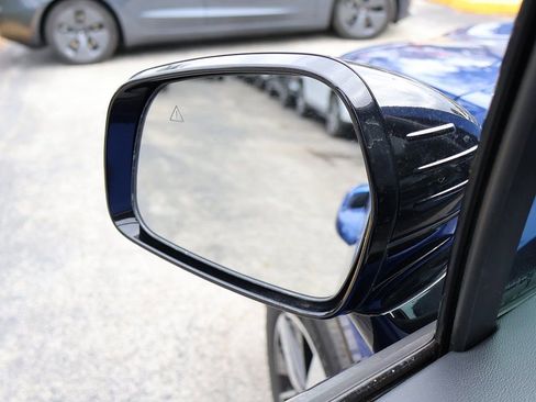 Used 2022 Kia Sorento EX w/ Panoramic Sunroof Package image 41