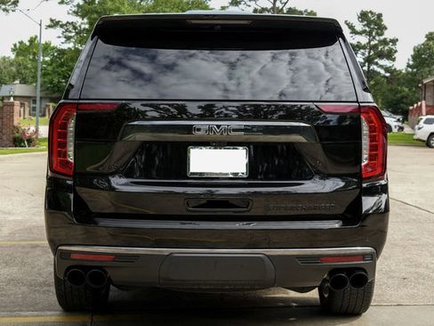 Used 2024 GMC Yukon Denali Ultimate w/ LPO, Floor Liner Package AWD/4WD image 7