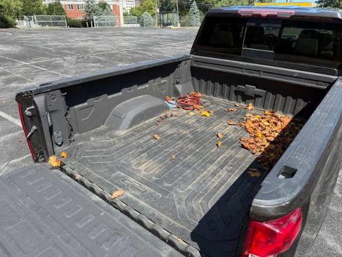 Used 2020 Chevrolet Silverado 2500 LTZ w/ LTZ Plus Package AWD/4WD image 28