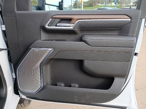 New 2025 Chevrolet Silverado 2500 High Country w/ Technology Package AWD/4WD image 10