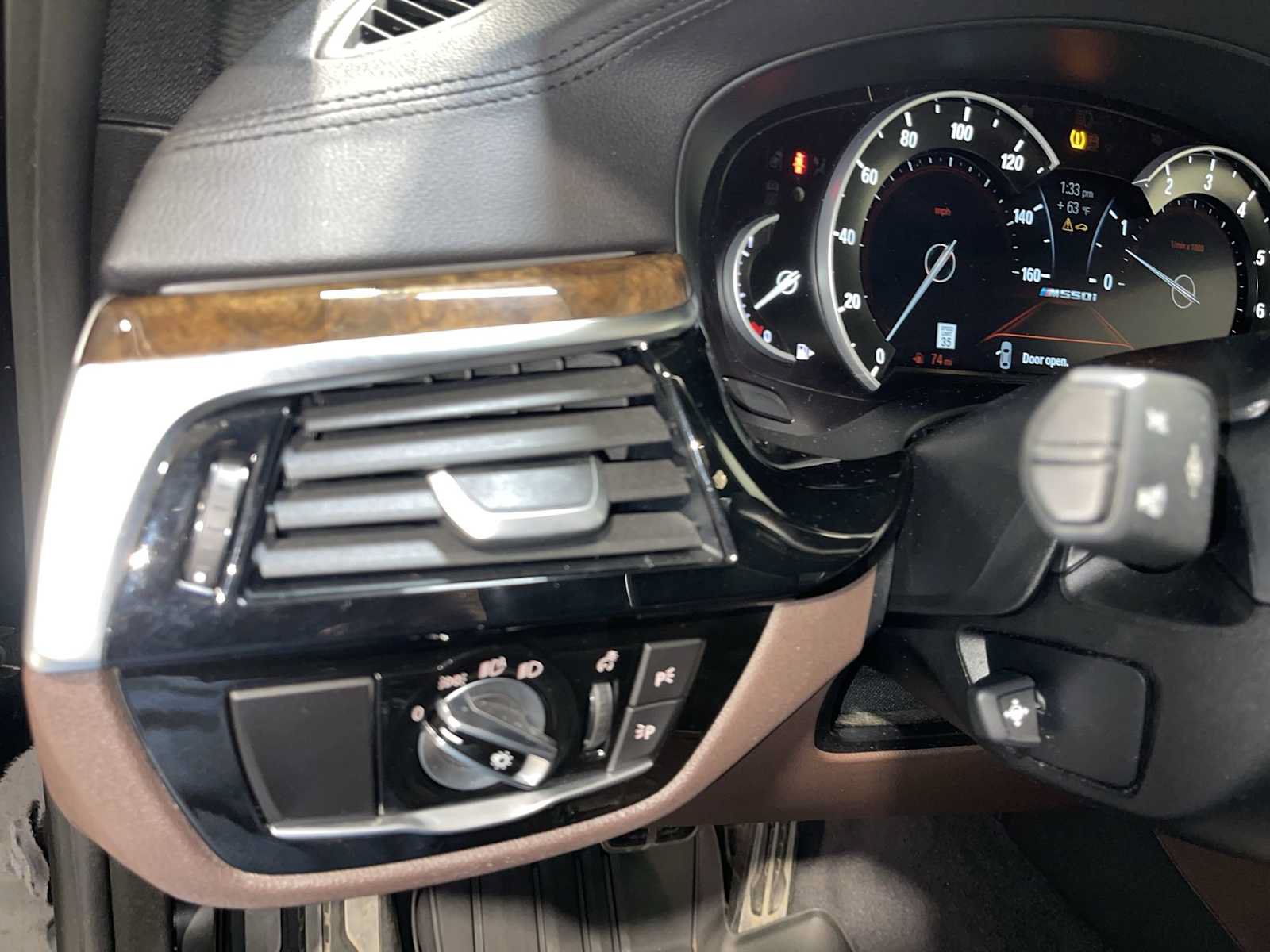 Used 2018 BMW M550i xDrive AWD/4WD image 24