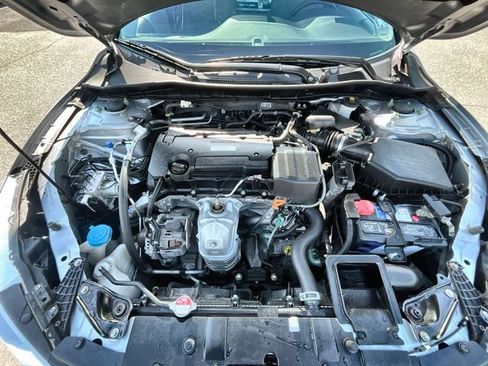 Used 2016 Honda Accord LX image 19