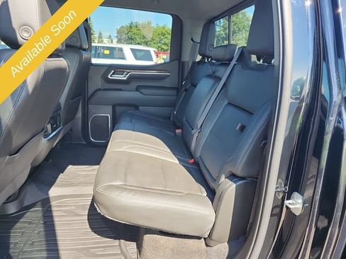 Used 2022 GMC Sierra 1500 Elevation w/ Elevation Premium Package AWD/4WD image 10