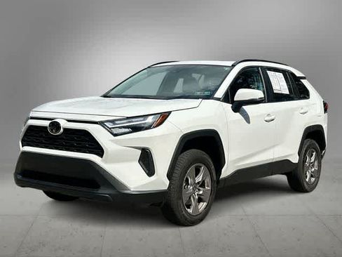 Used 2022 Toyota RAV4 XLE w/ Convenience Package AWD/4WD image 1