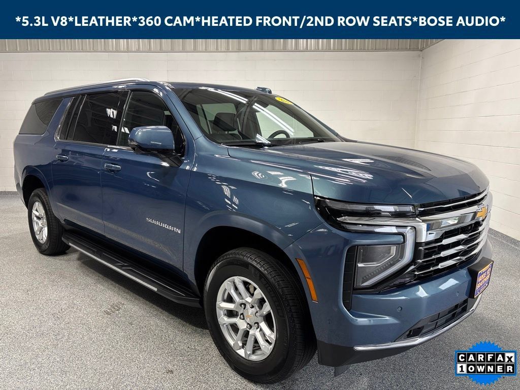 Used 2026 Chevrolet Suburban LT w/ Comfort Package AWD/4WD image 1