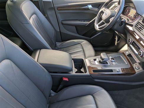 Used 2019 Audi Q5 2.0T Premium Plus w/ Premium Plus Package image 36