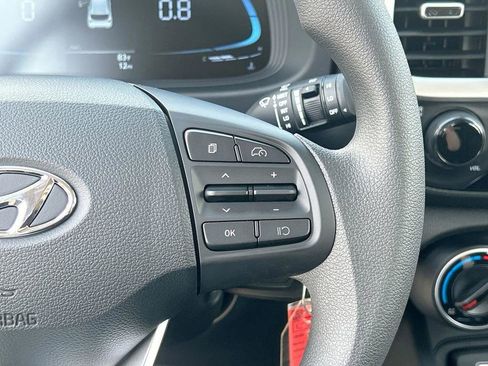 New 2026 Hyundai Venue SE image 30